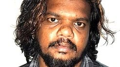 லண்டனில் வேலை வாங்கித் தருவதாக மோசடி: இளைஞா் கைது