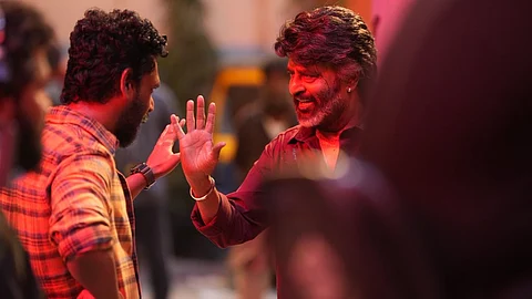 ரெடியா? 5,000 திரைகளில் வெளியாகும் கூலி!