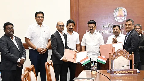 முதல்வர் மு.க. ஸ்டாலின் முன்னிலையில் புரிந்துணர்வு ஒப்பந்தம்.