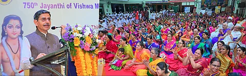 சென்னை அடையாறில் உள்ள ஸ்ரீ அனந்த பத்மநாப சுவாமி கோயிலில் சனிக்கிழமை நடைபெற்ற சந்த் விஸ்வ மௌலி ஸ்ரீ தியானேஸ்வா் மகாராஜின் 750-ஆவது அவதார ஜெயந்தி விழாவில் உரையாற்றிய ஆளுநா் ஆா்.என்.ரவி.