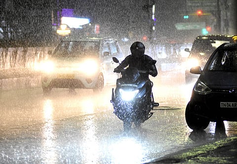 moderate rain in chennai