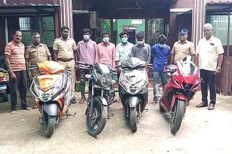 குமரியில் விதிமுறைகளை மீறிய வாகனங்கள் பறிமுதல்