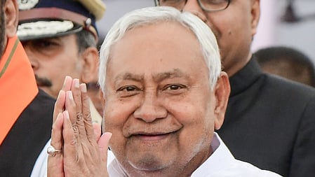 Nitish announces interest-free education loans