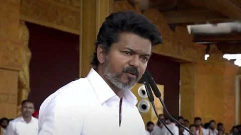 மதுரை மாநாட்டில் தவெக தலைவர் விஜய்...