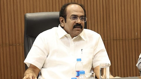 நிதி மற்றும் சுற்றுச்சூழல் துறை அமைச்சா் தங்கம் தென்னரசு