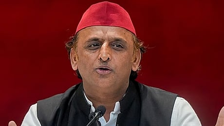 அகிலேஷ் யாதவ்  