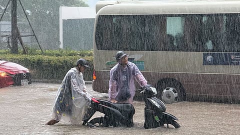 தென்கிழக்கு ஆசிய நாடுகளில் கனமழை பெய்து வருகின்றது...