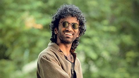 லவ் இன்ஸுரன்ஸ் கம்பெனி டீசர்!