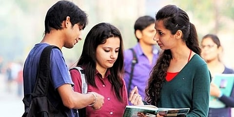 நான்கு தொழிற்கல்வி படிப்புகள் அறிமுகம்: தேசிய திறந்தநிலை பள்ளி நிறுவனம் புரிந்துணா்வு