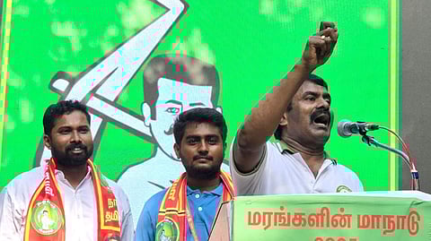 நாம் தமிழா் கட்சியின் தலைமை ஒருங்கிணைப்பாளா் சீமான்.