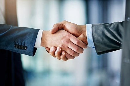 வங்கிகள் வழங்கும் தொழிற்கடன் 8 சதவீதமாகச் சரிவு
