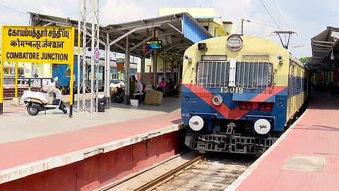 15-year-old boy arrested for throwing stones at a train near Coimbatore  