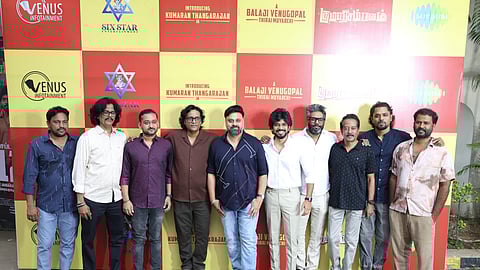 குமரவேல், பாலசரவணன், ஜி.எம் குமார், வினோத் சாகர் மற்றும் லிவிங்ஸ்டன் உள்ளிட்டோர் நடித்துள்ள 'குமாரசம்பவம்' படத்தின் படத்தின் டிரெய்லரை வெளியிட்டு விழா சென்னையில் சிறப்பாக நடைபெற்றது.