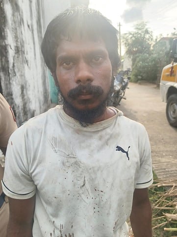 தந்தை வெட்டிக் கொலை: மகன் கைது