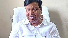 முன்னாள் அரசு கொறடா பி.எம்.நரசிம்மன்.