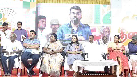 புத்தகத் திருவிழா நிறைவு விழாவில் பேசிய மாவட்ட ஆட்சியா் செ.சரவணன்.