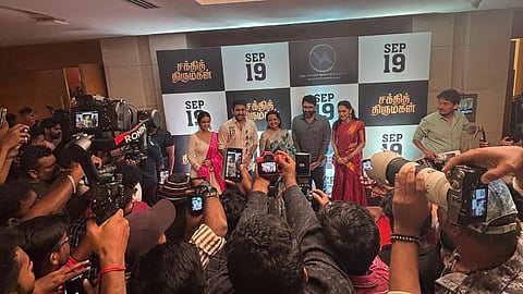 விஜய் ஆண்டனியின் 25வது படமான சக்தித் திருமகன் திரைப்படத்தின் முன்னோட்ட நிகழ்ச்சி சென்னையில் இன்று (செப்டம்பர் 10) நடைபெற்றது.