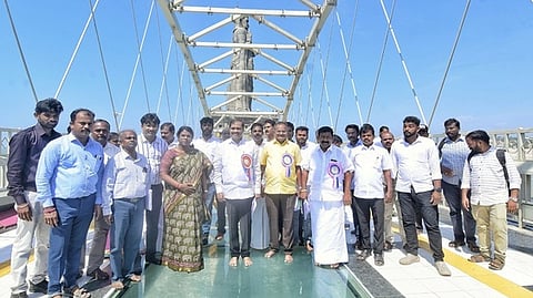 குமரி கடலில் கண்ணாடி பாலம் உறுதியாக உள்ளது: தி.வேல்முருகன்