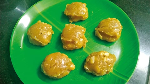 அல்வா புட்டு