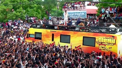 கரூர் பலி: நீதிமன்றம் விசாரிக்க தவெக கோரிக்கை?