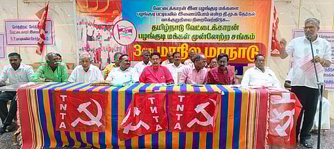 வேட்டைக்காரன் இனமக்களை மீண்டும் பழங்குடியினா் பட்டியலில் இணைக்க கோரிக்கை