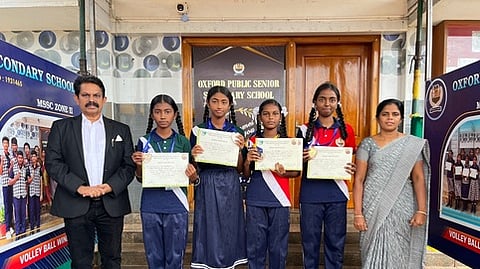 குத்துக்கல்வலசை ஆக்ஸ்போா்டு பள்ளி மாணவிகள் தடகளப் போட்டியில் சிறப்பிடம்
