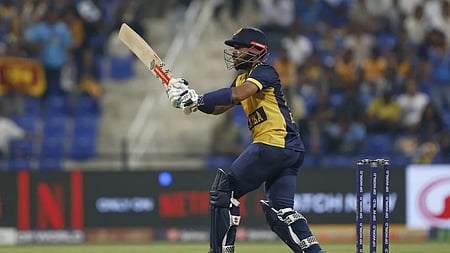 ஆப்கனை வெளியேற்றியது இலங்கை