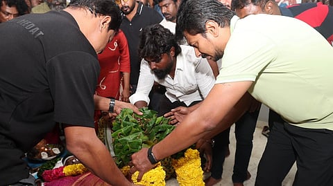 ரோபோ சங்கர் உடலுக்கு உதயநிதி நேரில் அஞ்சலி