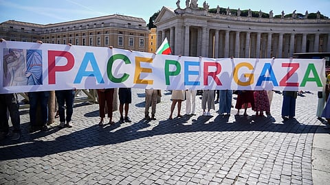 வாடிகனில் காஸாவுக்கு ஆதரவாக மக்கள் பேரணி