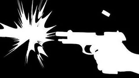 காவலர் மீது துப்பாக்கிச் சூடு : சிறுவன் கைது 