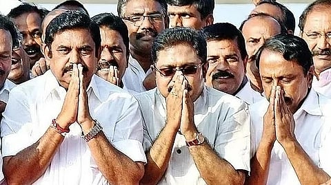 எடப்பாடி பழனிசாமி - டிடிவி தினகரன் - செங்கோட்டையன்.