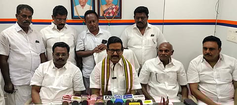 சிதம்பரத்தில் வியாழக்கிழமை பேட்டியளித்த தமிழ்நாடு காங்கிரஸ் கமிட்டி முன்னாள் தலைவர் கே.எஸ்.அழகிரி.