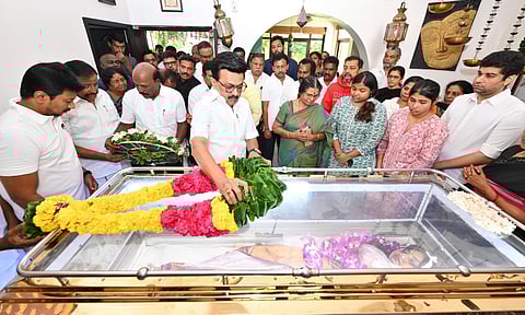 பீலா வெங்கடேசன் உடலுக்கு முதல்வர் ஸ்டாலின் அஞ்சலி