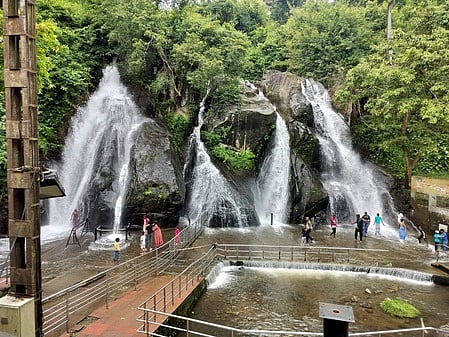 குற்றாலம் ஐந்தருவியில் குளிக்க அனுமதி