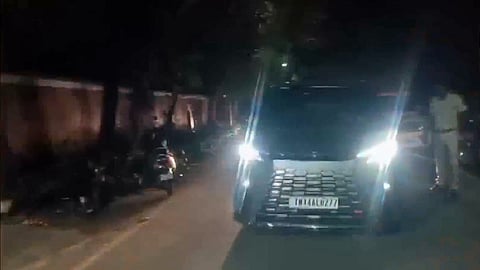 பனையூரில் விஜய்