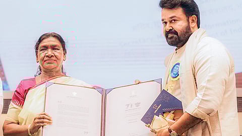 மோகன்லாலுக்கு தாதே சாகேப்!