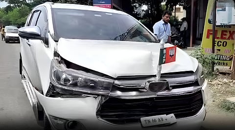 விபத்துக்குள்ளான எம்பி ஹேமமாலினி கார்