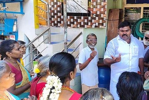 சங்கரன்கோவில் நகராட்சியில்
மக்களிடம் எம்எல்ஏ குறைகேட்பு