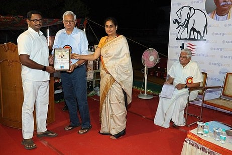 ராம்கோ குழும ஆலை 
தொழிலாளா்களுக்கு கௌரவம்