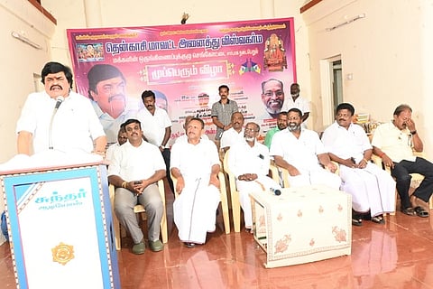  விழாவில் பேசிய முன்னாள் அமைச்சா் கே.டி. ராஜேந்திர பாலாஜி. உடன் செ. கிருஷ்ணமுரளி எம்எல்ஏ.