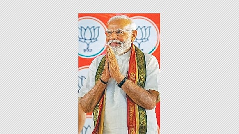 அரசின் தலைமைப் பொறுப்பு: 25-ஆம் ஆண்டில் பிரதமா் மோடி! 
