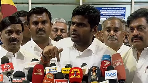 அதிமுக-தவெக கூட்டணி
குறித்து காலம் பதில் சொல்லும்:
அண்ணாமலை