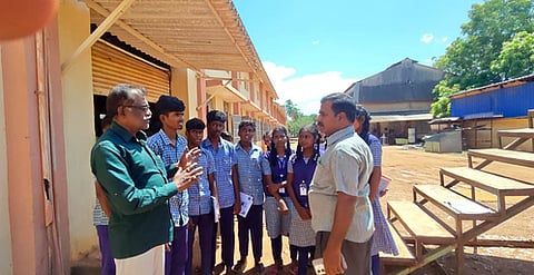 ஆறாவயல் நூற்பாலையில் 12 ஆம் வகுப்பு மாணவா்களுக்கு உள்ளுறை பயிற்சி