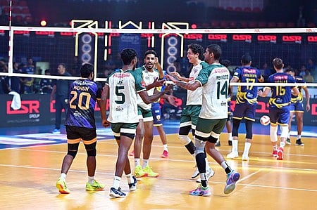 கொச்சியை வீழ்த்தியது பெங்களூரு