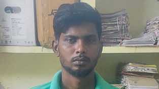 ர. ராஜ்குமாா்