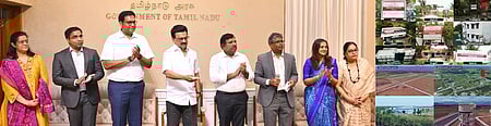 திண்டிவனம், தேனியில் மெகா உணவு பூங்காவை சென்னை தலைமைச் செயலகத்திலிருந்து திங்கள்கிழமை காணொலி மூலம் திறந்து வைத்த முதல்வா் மு.க.ஸ்டாலின். உடன் துறை அமைச்சா் டி.ஆா்.பி.ராஜா, தலைமைச் செயலா் நா.முருகானந்தம் உள்ளிட்டோா்.