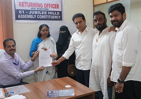 மகந்தி சுனிதா வேட்புமனு தாக்கல்