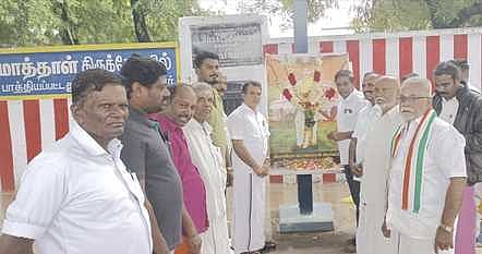 வாசுதேவநல்லூரில் கட்டபொம்மன் நினைவு தினம்
