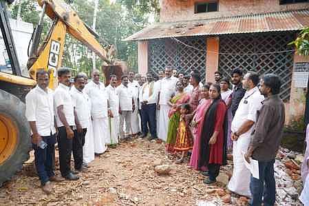 பளுகல் கூட்டுறவு கடன் சங்க
கட்டடப் பணி தொடக்கம்