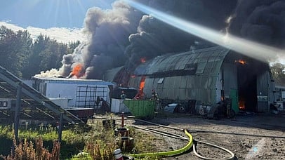 போலந்து: தீயில் கருகிய 10 லட்சம் கோழிகள்